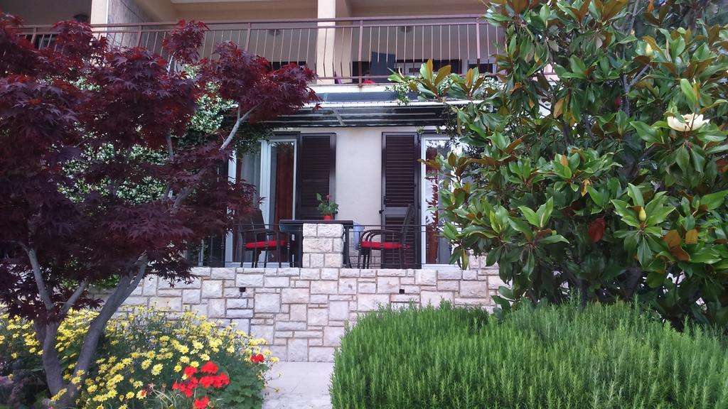Apartments Silmare Rabac Esterno foto