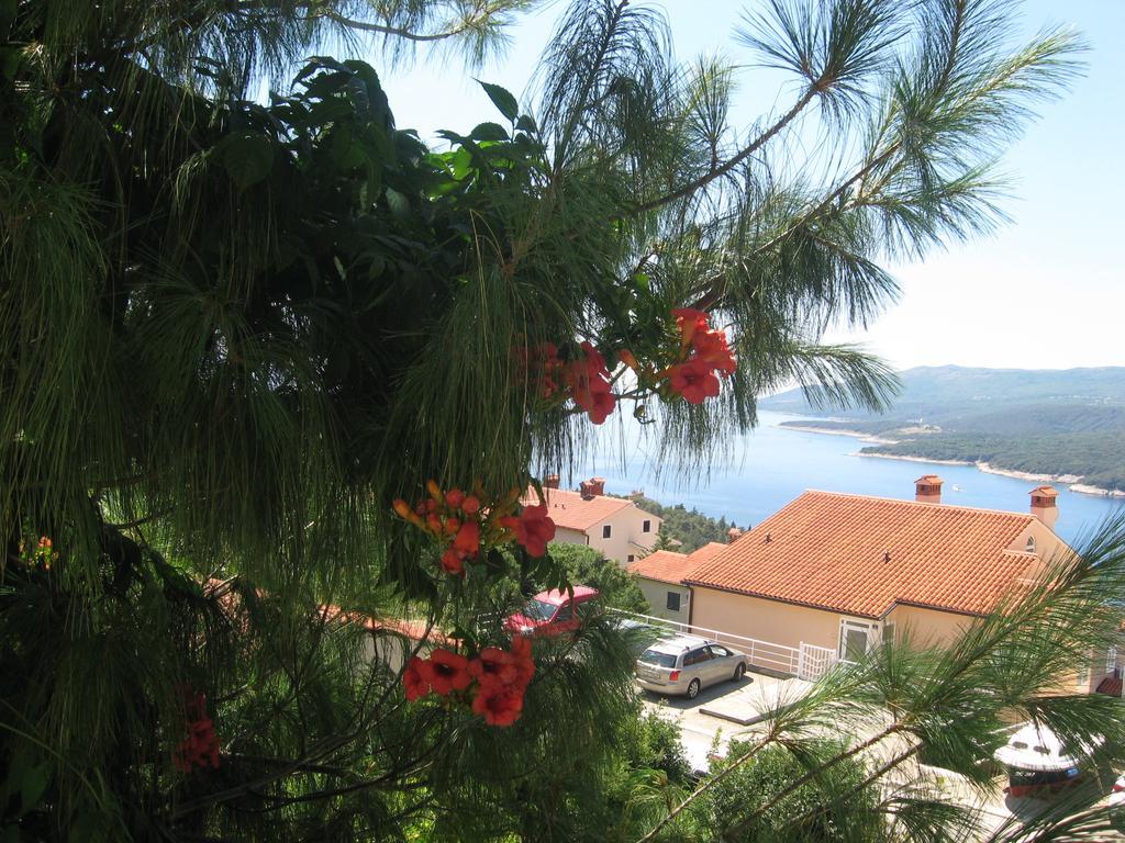 Apartments Silmare Rabac Esterno foto